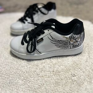 Youth, size 4, skateboard Vans sneakers
